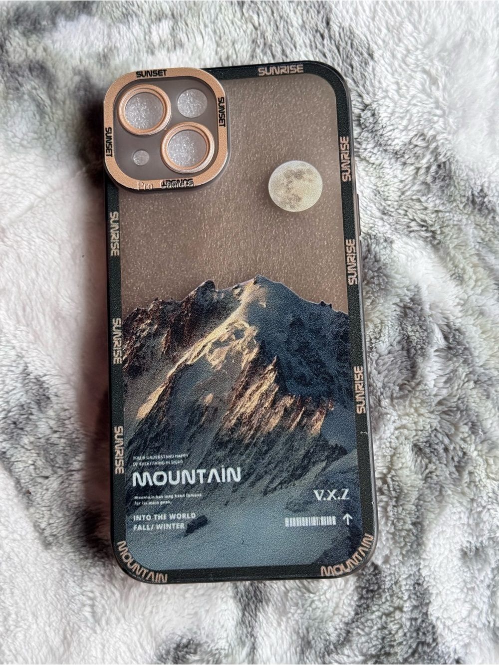 iPhone 13 Case Set - Picture 3 of 4